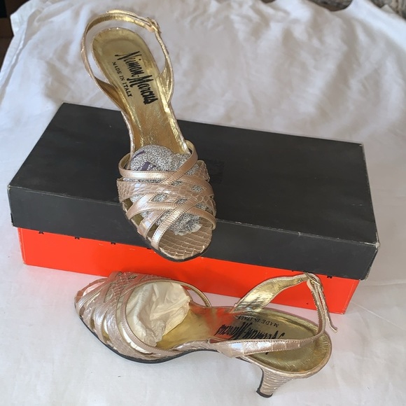 Beautiful Gently Loved Anne Klein Vintage Shoe… For Neiman Marcus - Picture 5 of 9